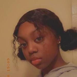 Meet your Posher, Imani